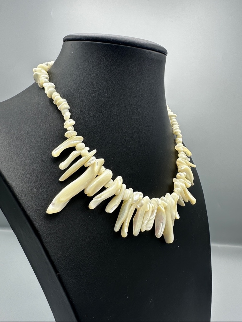 Shell Necklace - Picture 2 of 3